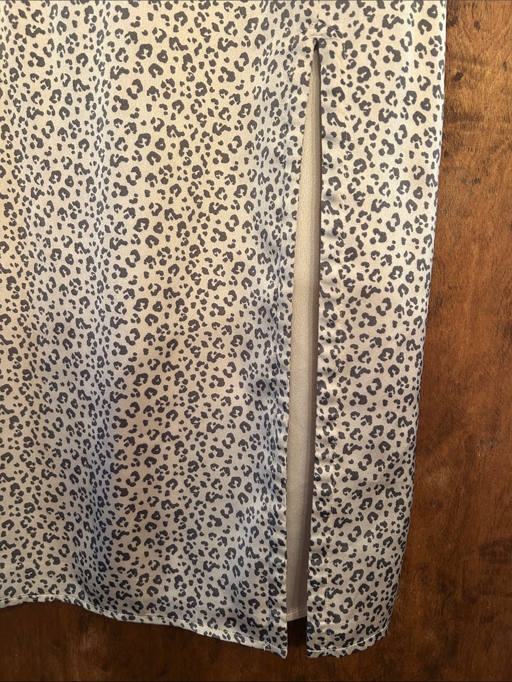 Abercrombie & Fitch Skirt - Picture 2 of 3